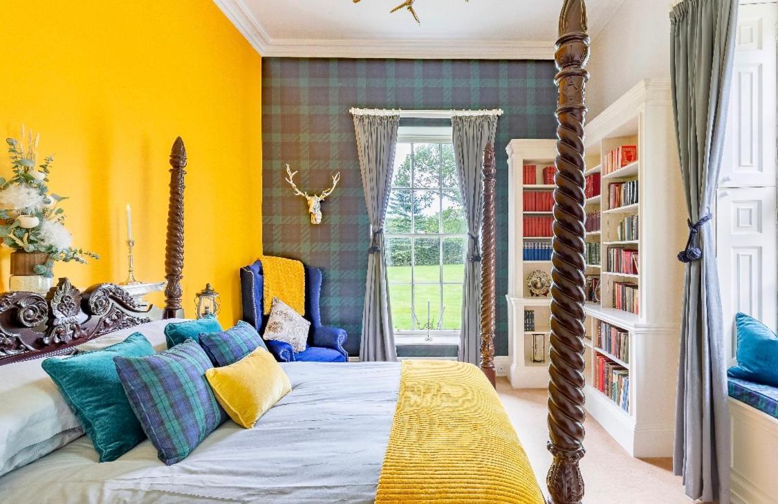 Private Room & Bathroom In Manor House Maybole 外观 照片